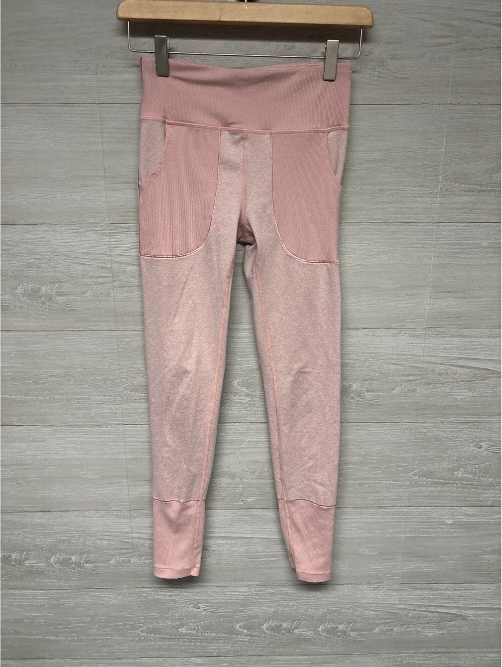 * | Athleta | GIRL leggings. Size XL (14).